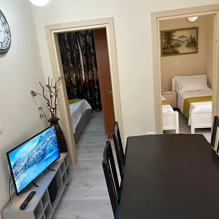 Apartament House