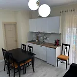 Διαμέρισμα House *